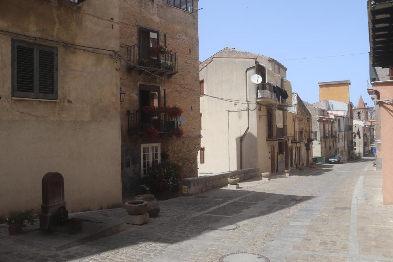Marianna Hotel Isnello Exterior photo