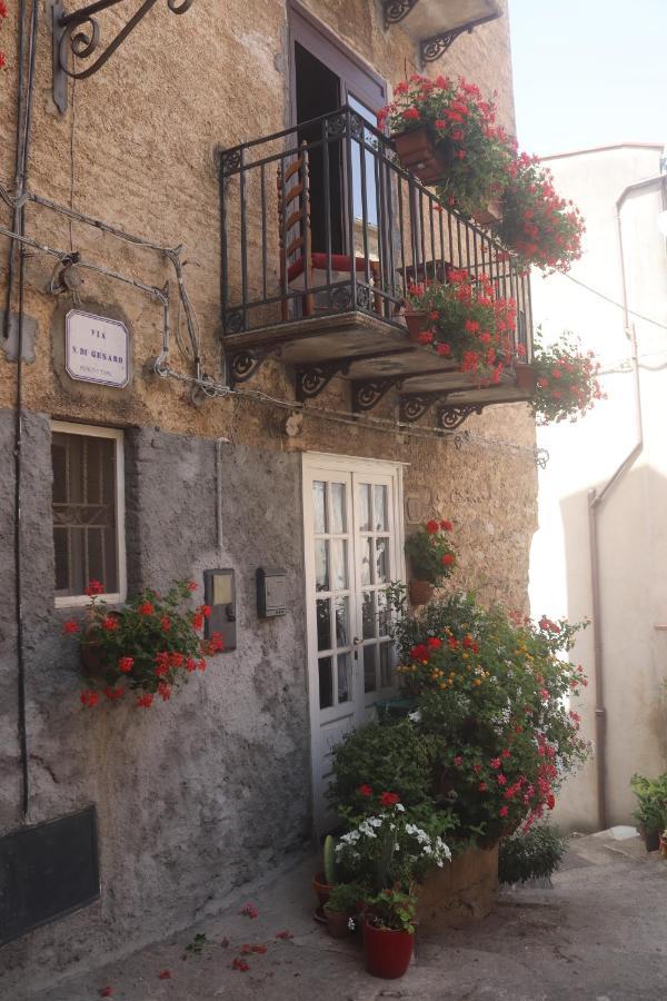 Marianna Hotel Isnello Exterior photo